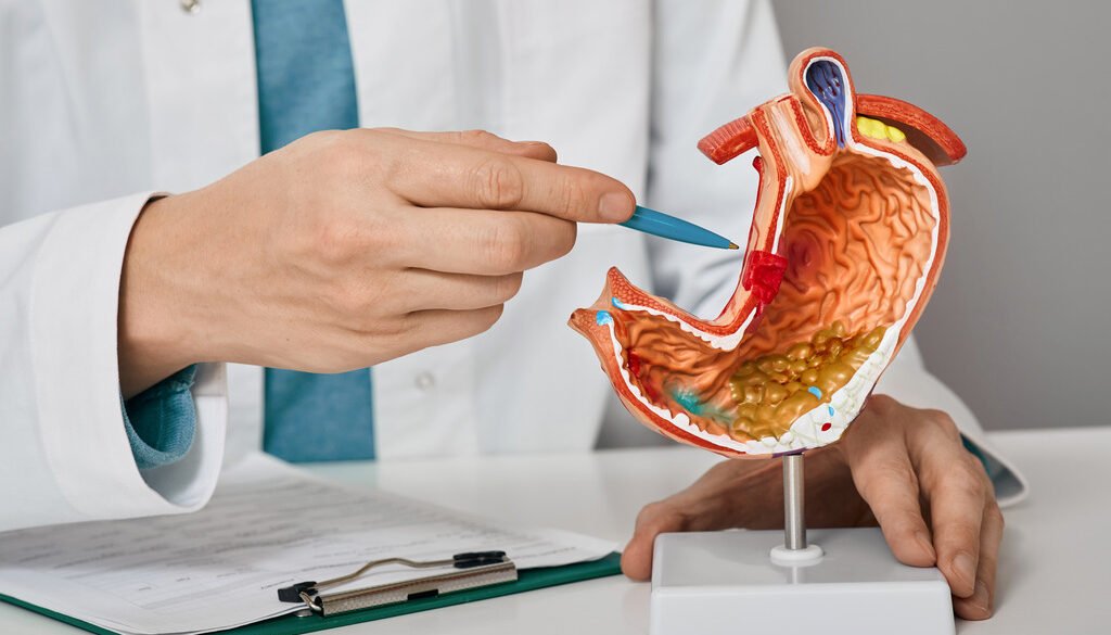 proctologist-vs-gastroenterologist-1024x585